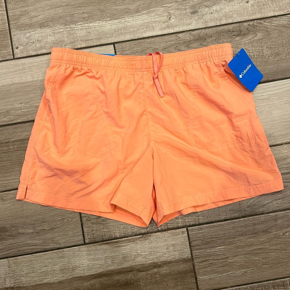 Columbia Women’s Shorts 5”